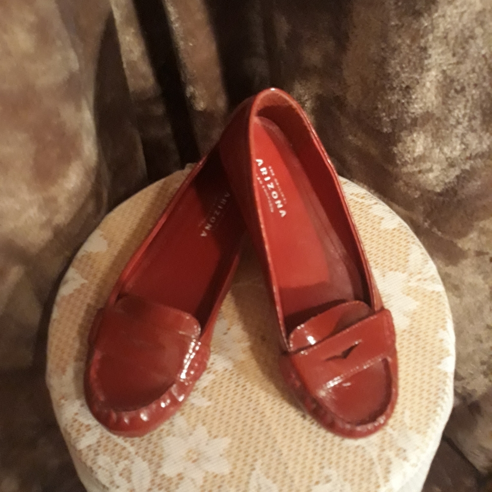 Patent burgundy Arizona flats/loafer